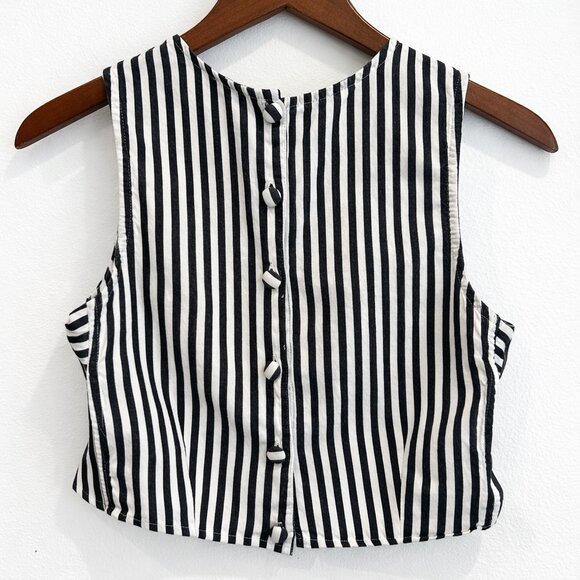 L'Academie Revolve Crop Top Gray-Black & White Pinstripe Sleeveless Tank Top - Picture 2 of 4
